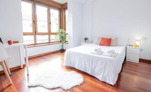 Enorme casa con 5 baños y terraza