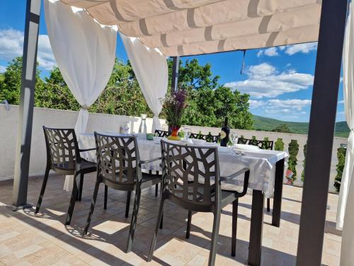 Balkons/terase, Apartman Gizdavac in Gizdavac