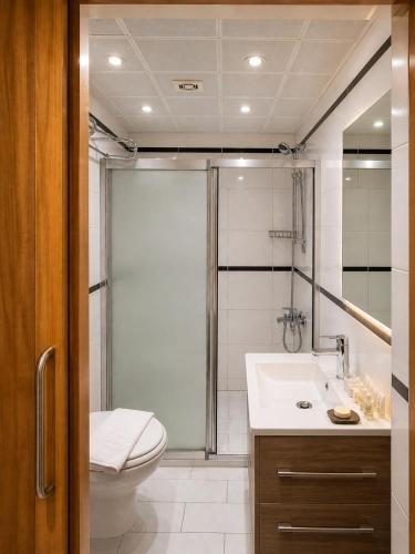 Prens Hotel Istanbul by GKRY Hotels Group - Tram And Metro Stops Are Just a Few Min Walk Away - image 13