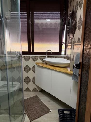 Shkodra City Center Apartment - image 5