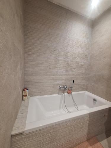 Résidence Costa G52, vue mer, piscine, accès direct plage (Residence Costa G52, vue mer, piscine, acces direct plage) in Chatt Mariem