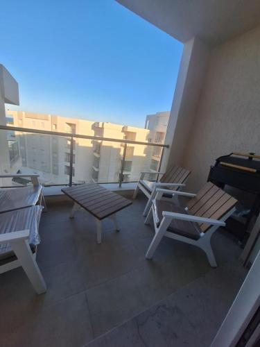 Résidence Costa G52, vue mer, piscine, accès direct plage (Residence Costa G52, vue mer, piscine, acces direct plage) in Chatt Mariem