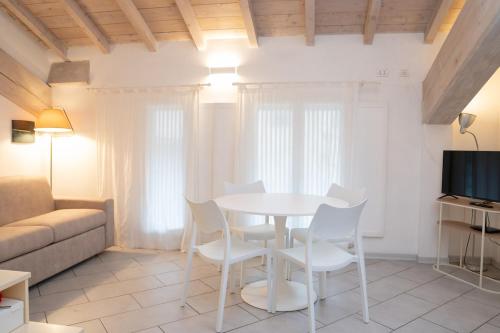 Urban Studio Apartment
