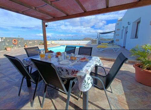 Villa la Hoya Private pool and Sunsets in La Hoya