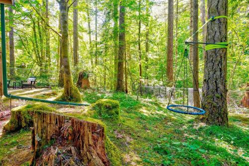 Olympic A-Frame - Sauna + hot tub lake access - image 8