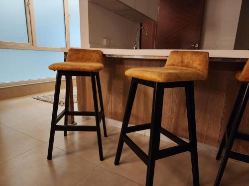 Premium Family One Bed Apartment - Goldcrest Mall and Residency - image 3