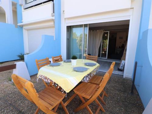 Studio cabine, climatisation, parking privé - 4 pers. - FR-1-307-301