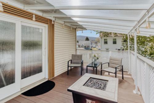 Modern Suite - 10 Min to Corning - Quiet & Cozy in Painted Post (New York)