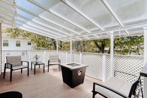 Modern Suite - 10 Min to Corning - Quiet & Cozy in Painted Post (New York)