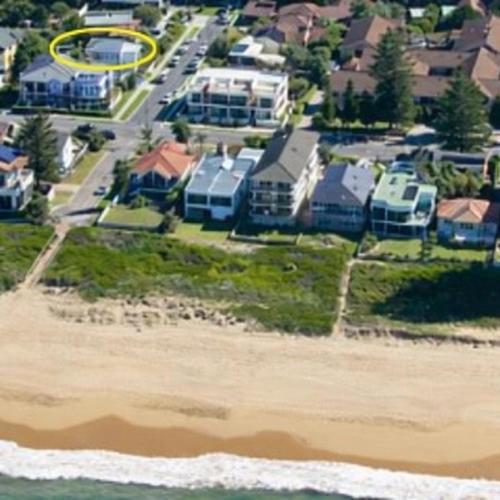 Exterior view, Salty Kisses in Northern Beaches