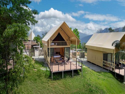Lu Ying Retreats in Pahang