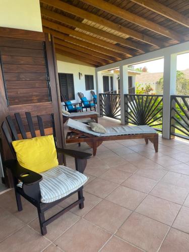 5 Bedroom stunning sunsets views in Whitehouse