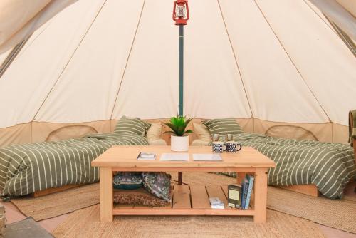 Aspen Riverfront Bell Tent in Telkwa (BC)
