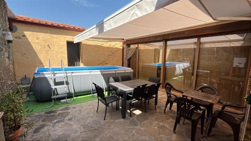 Hauzify I Casa Rourell