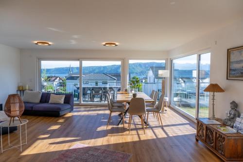 4 bedrooms, 6 beds