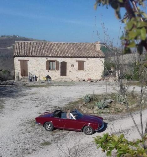 casa vacanze l'aurora 12 posti letto Montelparo FM in Montelparo