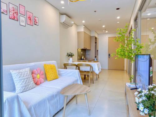 Premium The Song Apartment - Near Beach - K Home - image 5
