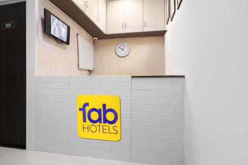 Lobby, FabHotel Marvey Residency in Malad