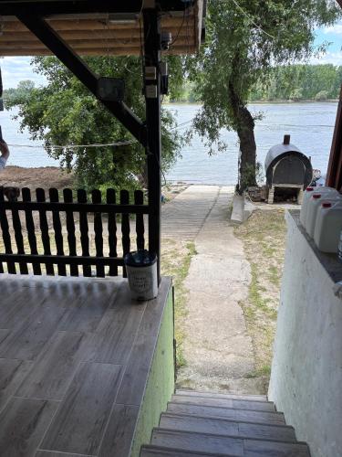 Iznajmljivanje vikendice-Dunav in Beška