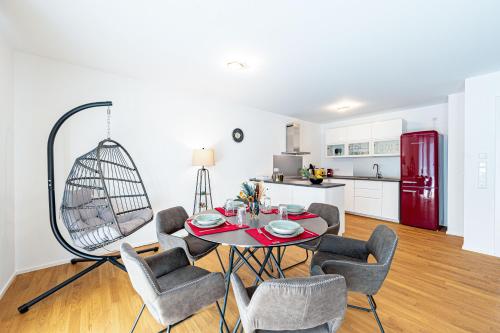 Lit Living: Luxus - Box Spring - Parking - Terrace - Mannheim