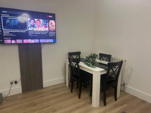 cosy 1bed perfect for family and contractors London