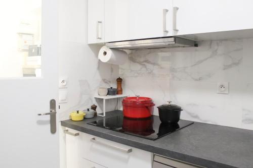 34m Paris Studio - image 13