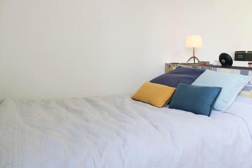 34m Paris Studio - image 2