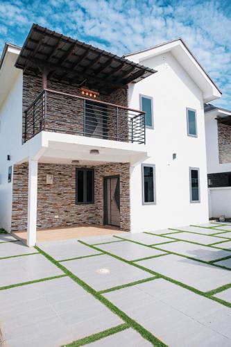 Eden in Tema