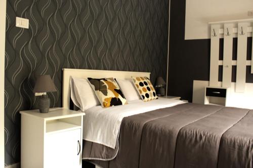 Chloe's Rooms