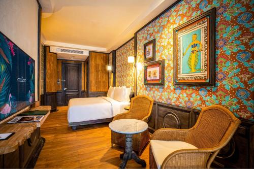 room detail thumbnail 1