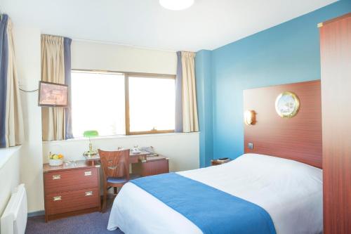 Hôtel Les Gens De Mer Dunkerque by Popinns - image 5