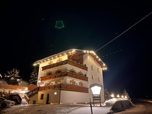 Aparthotel Alpenfriede in Graun im Vinschgau