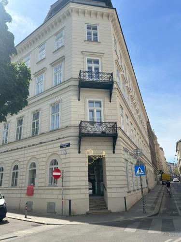 KH Loft Apartments Rathaus - image 14