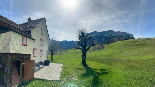 Herberge am Alpstein Perfekt für Gruppen und Familien Ferienhaus am Alpstein in Appenzell (Familien-Chalet am Alpstein fur Gruppen bis 12 Personen und Familien, Appenzell Premium Privatunterk) in Schwende