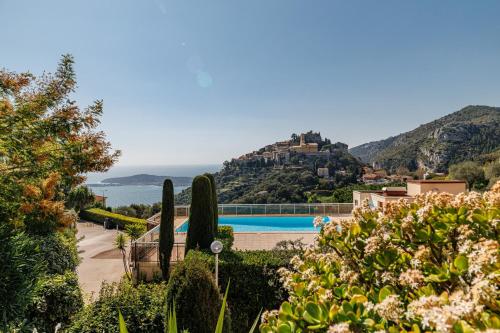 LES BALCONS d EZE - Studio avec terrasse vue mer et piscine