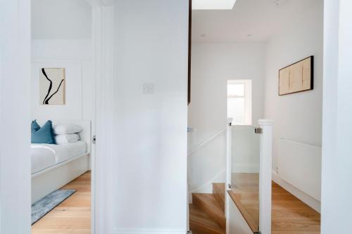 Beautiful 2-Bed House in the Heart of Marylebone - image 4