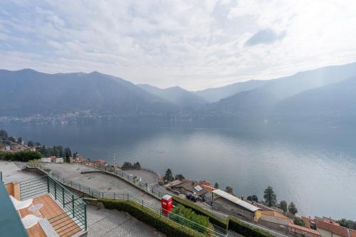 Iekārtas, Lake Como View 3BR Regina 35 in Carate Urio