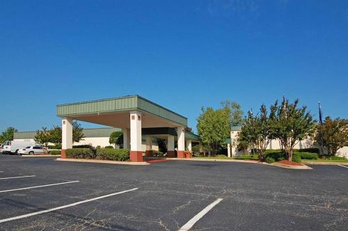 Camden West Inn in Lugoff, USA