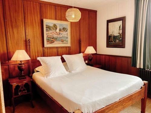 1 queen bed