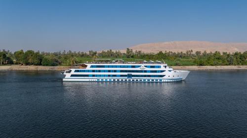 The Oberoi Zahra Luxury Nile Cruise Embarkation Tuesdays Options of 4 nights & 7 nights from Luxor o – khách sạn tại El-Boghdady