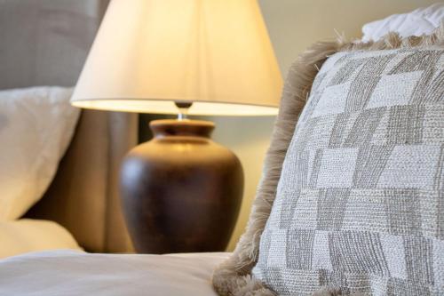3 Bed Flat Kelpies and Falkirk Wheel with Parking in เอิร์ท