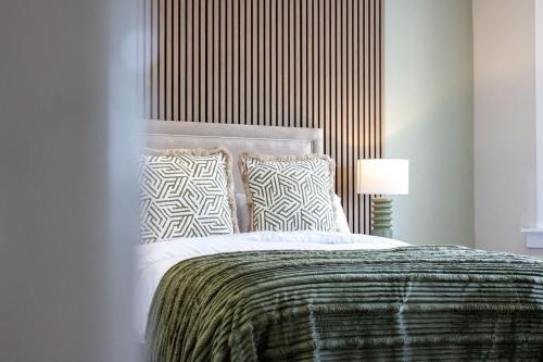 3 Bed Flat Kelpies and Falkirk Wheel with Parking in เอิร์ท