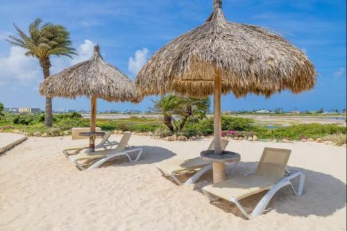 NearBeachHotels 3 Pools,Gym,TennisCourt,Security in บูคูรุย