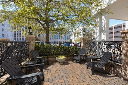 Candlewood Suites Mobile-Downtown an IHG Hotel - image 9