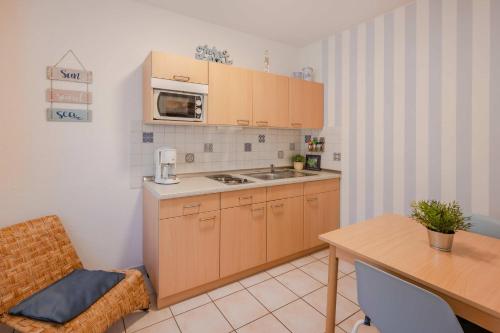 Nur 100m zum Strand FeWo Ostseeflair by Pro Home Appartements - image 2