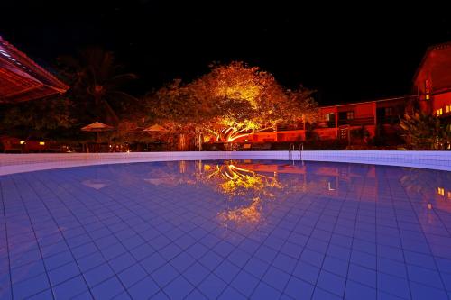 Swimming pool, Anga Beach Hotel in Sao Miguel dos Milagres