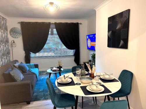 Strathclyde Gate Apartment by Klass Living Hamilton in Гамільтон