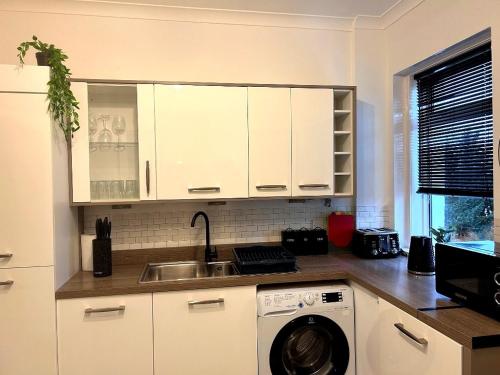Strathclyde Gate Apartment by Klass Living Hamilton in Гамільтон