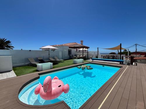 Private pool, parking, BBQ in the South of GC gîte à louer El Salobre