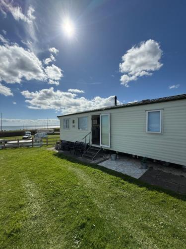 Зовнішній вигляд готелю, Sea View Holiday Home in Арброт